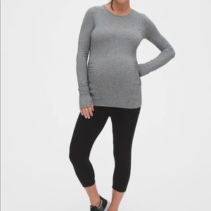 Gap Maternity Low Rise Capri Leggings